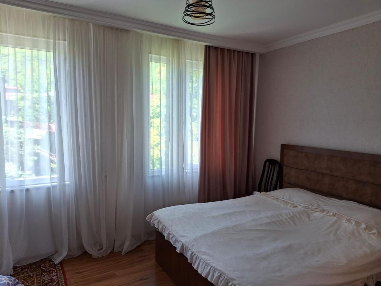 Center Hotell Goris Exteriör bild